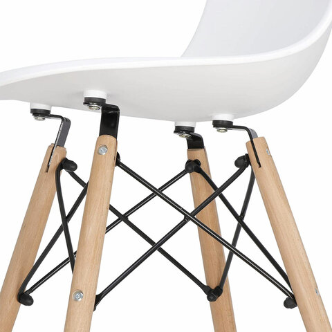 Стулья BRABIX «Eames CF-010», КОМПЛЕКТ 4 шт., пластик белый, опоры дерево/металл, 532630
