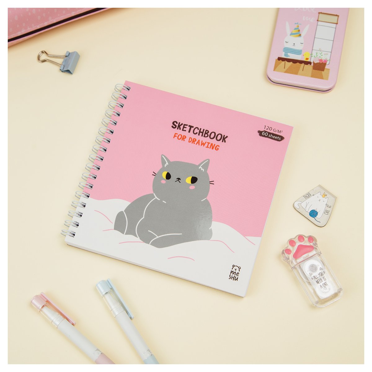 превью Скетчбук 60л., 150×150 MESHU «Серый комочек», на гребне, выб. лак, soft-touch, 120г/м2