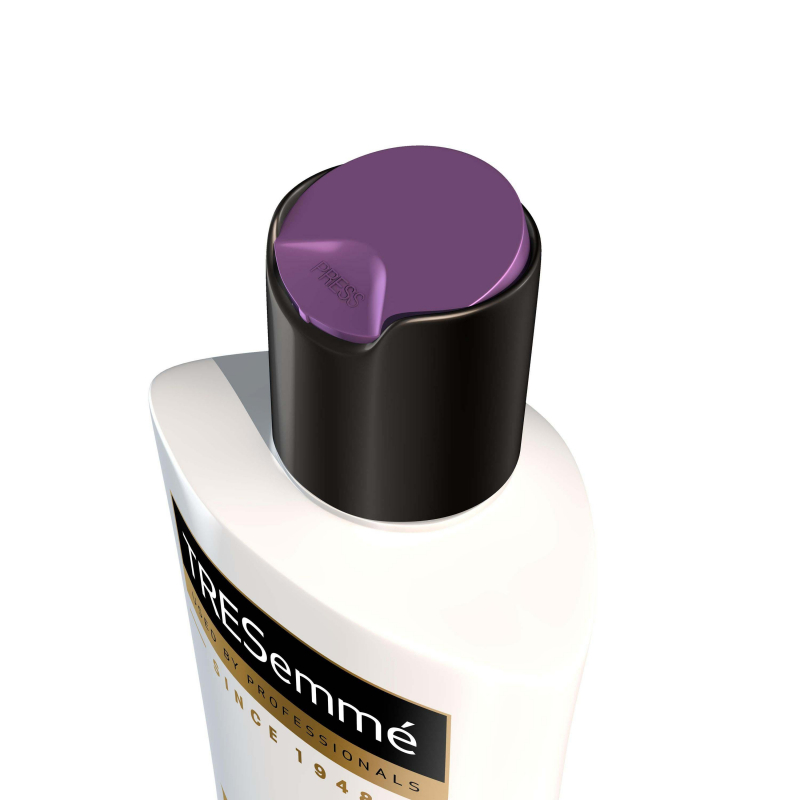 Кондиционер для волос восстанавливающий Tresemme Repair and Protect 400 мл