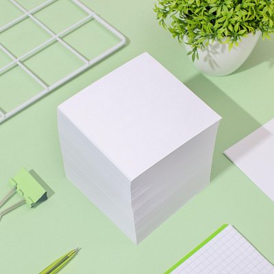 Блок для записей в подставке КОМУС в стакане 9×9х9 белый блок 100 г, 100