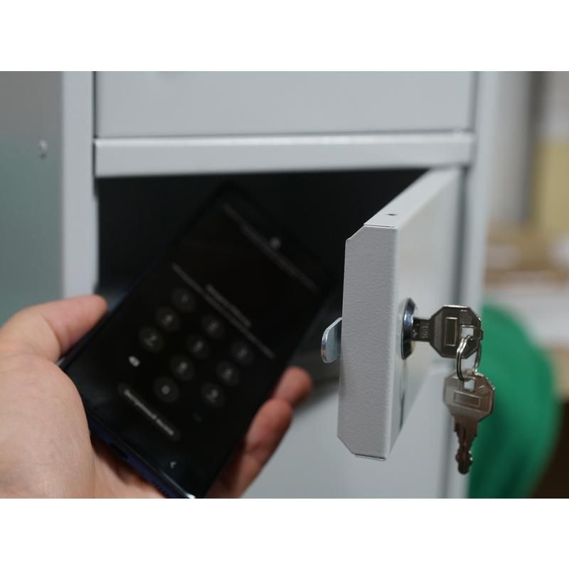 Шкаф хранения мобильных телефонов MM32 (450×200×2000 мм, 32 ячейки)