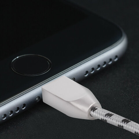Кабель USB 2.0-Lightning, 1 м, SONNEN Premium, медь, для iPhone/iPad, передача данных и зарядка