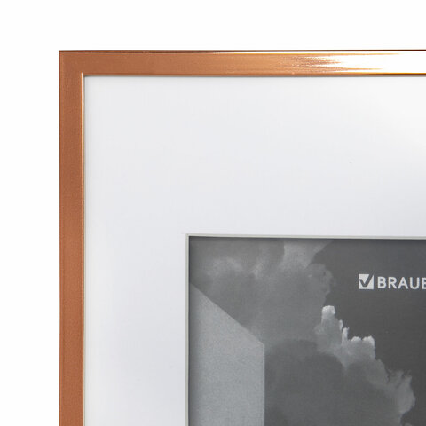 Рамка 21×30 см с паспарту 15×21 см небьющаяся, багет 5 мм, пластик, BRAUBERG «Smart», золотистая