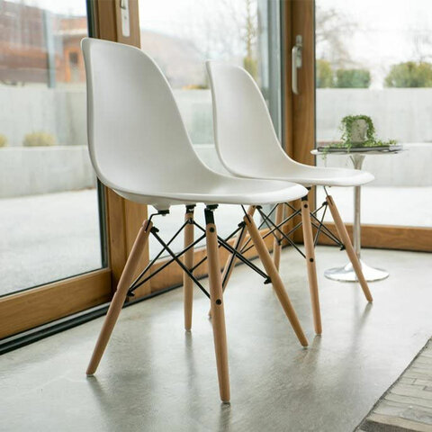 Стулья BRABIX «Eames CF-010», КОМПЛЕКТ 4 шт., пластик белый, опоры дерево/металл, 532630