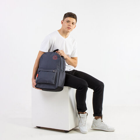 Рюкзак BRAUBERG ENERGETIC универсальный, эргономичный, «Recycle», черный, 43×30х16 см