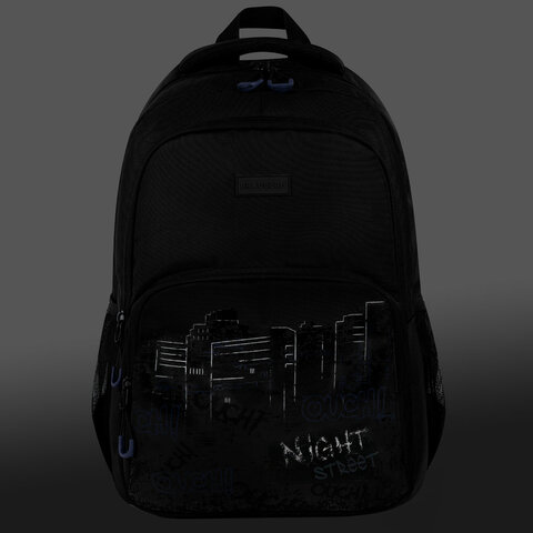 Рюкзак BRAUBERG CONCEPT универсальный, 2 отделения, светоотражающий принт, Night city, 45×30х18 см