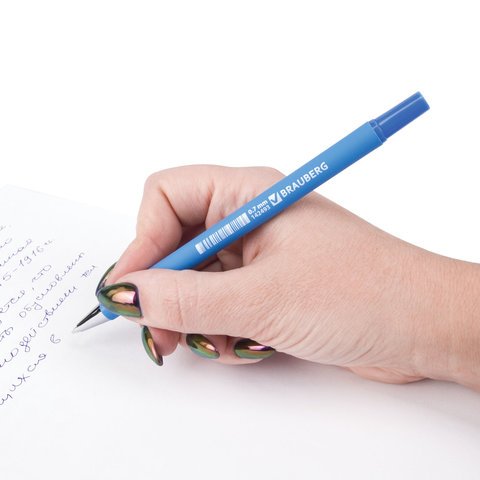 Ручка шариковая BRAUBERG «Capital blue», СИНЯЯ, корпус soft-touch голубой, узел 0.7 мм, линия письма 0.35 мм