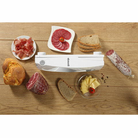 Ломтерезка GORENJE R401W, диаметр ножа 17 см, 100 Вт, диаметр ломтиков 0-17 мм, белый