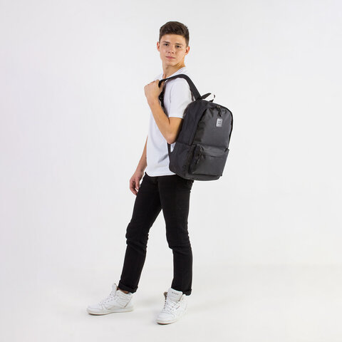 Рюкзак BRAUBERG POSITIVE универсальный, потайной карман, «Black», 42×28х14 см