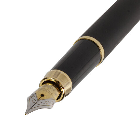 Ручка подарочная перьевая BRAUBERG Maestro, СИНЯЯ, корпус черный с золотистыми деталями, линия письма 0.25 мм