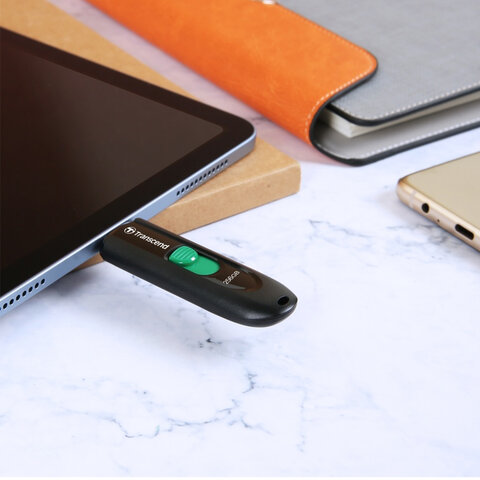 Флеш-диск 128GB TRANSCEND JetFlash 790C, разъем USB 3.2, черный/зеленый