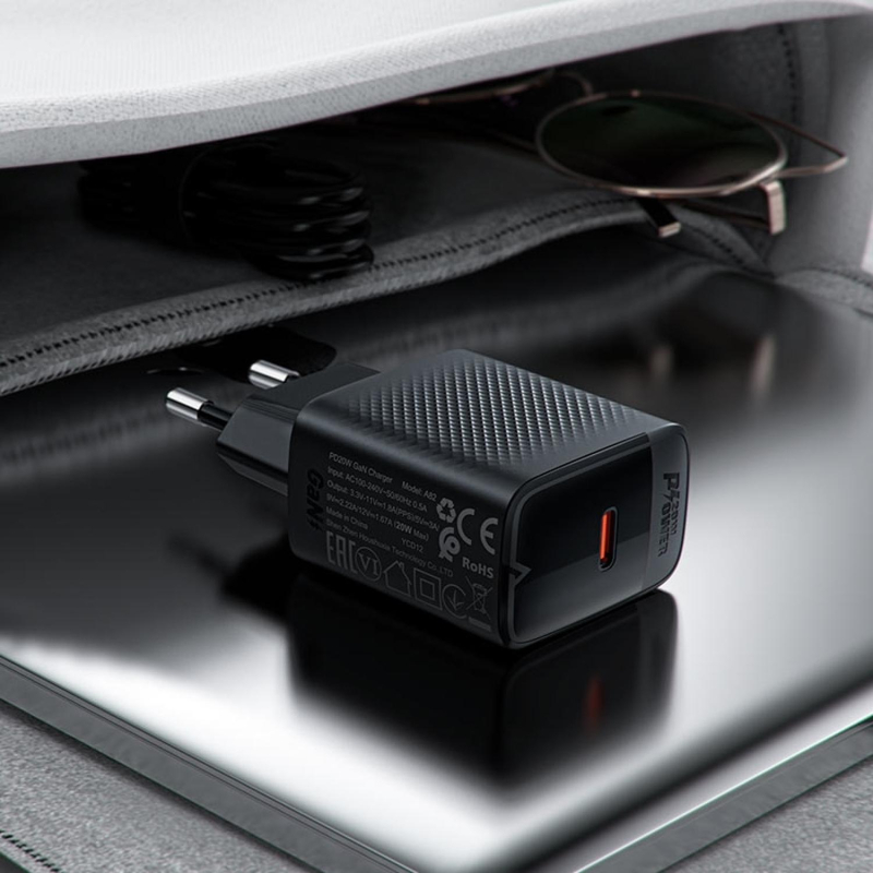 Зарядное устройство сетевое ACEFAST (AF-A82-BK) PD20W GaN single USB-C