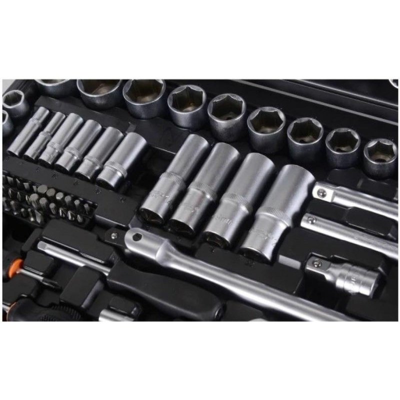 Набор инструментов, 1/2, 1/4, CrV, в кейсе 151 предм Вихрь