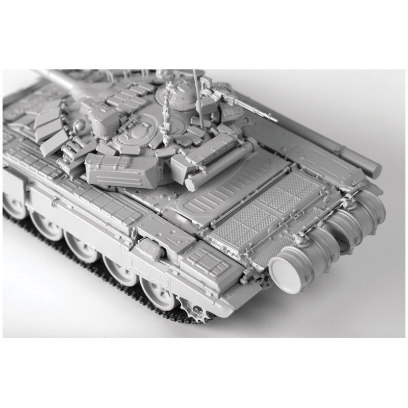 Модель для сборки ZVEZDA «Российский основной боевой танк Т-72БЗ», масштаб 1:72