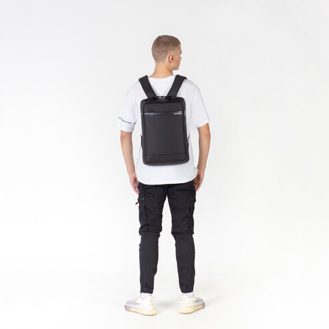 Рюкзак HEIKKI HIGH TECH (ХЕЙКИ) с отделением для ноутбука, черный, 43×28x12 см
