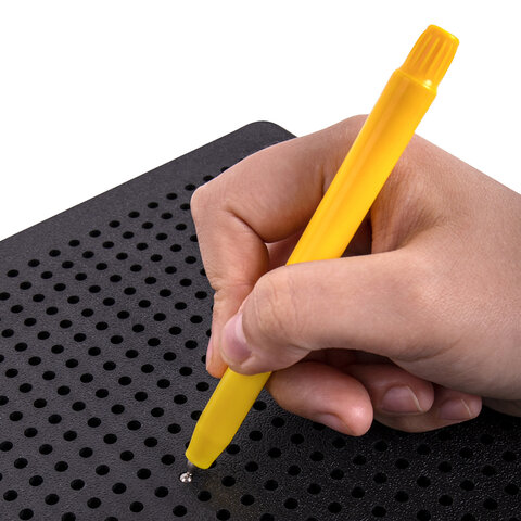 Магнитный планшет-доска MAGPAD MEDIUM для рисования 17×21 см, 380 шариков, BRAUBERG KIDS