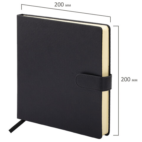 Скетчбук, слоновая кость 140 г/м2, 200×200 мм, 80 л., КОЖЗАМ, застежка, BRAUBERG ART CLASSIC, черный
