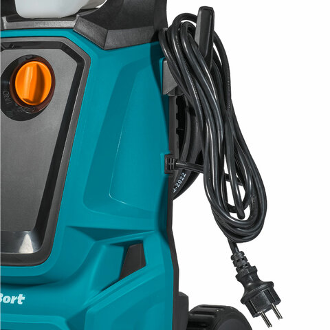 Минимойка BORT BHR-2700-Pro, мощность 2.5 кВт, давление 180 бар, шланг 10 м