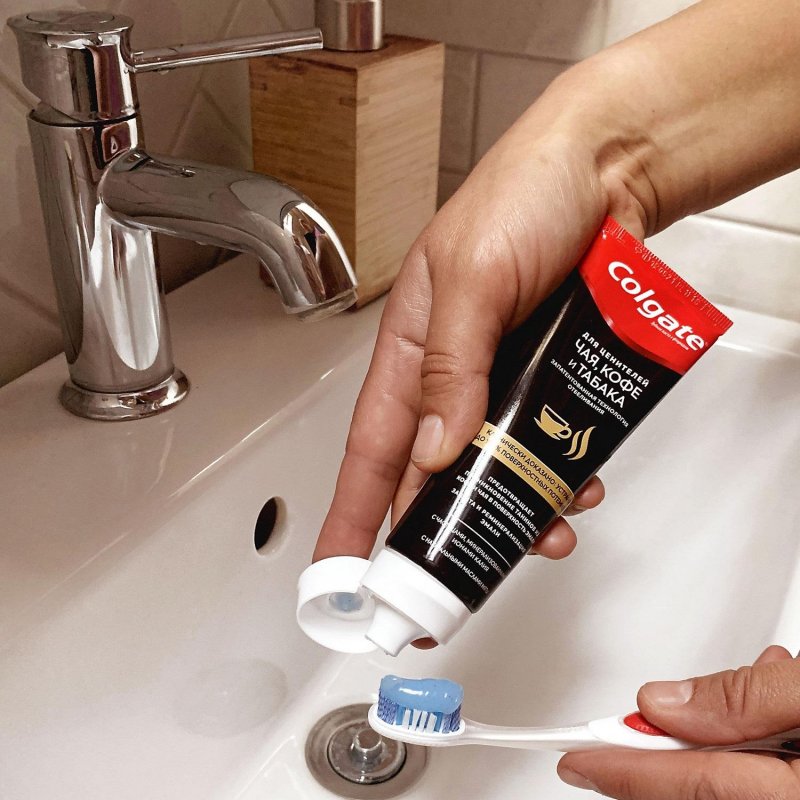 Зубная паста Colgate Для ценителей чая кофе и табака 75 мл