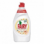 Средство для мытья посуды Fairy Нежные руки ромашка и витамин Е 450 мл