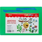 Доска для лепки №1 School ColorPics зеленая А4 с 2-я стеками, цвет. (979112)