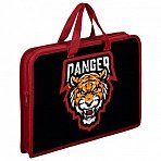 Папка на молнии с ручками ЮНЛАНДИЯ А4, 1 отделение, пластик, ширина 45 мм, «Dangerous Predator»