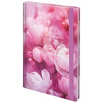 Ежедневник недатированный с резинкой А5 145×203 мм, BRAUBERG, твердый, 128 л., «Peony»
